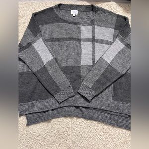 XL Sweaters - 5 items